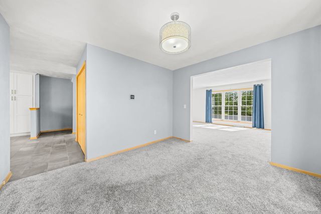 12138 Paisley Drive, Loves Park, IL 61111