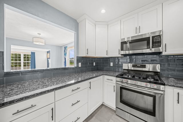 12138 Paisley Drive, Loves Park, IL 61111