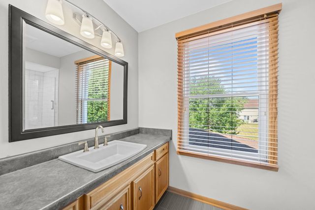 12138 Paisley Drive, Loves Park, IL 61111
