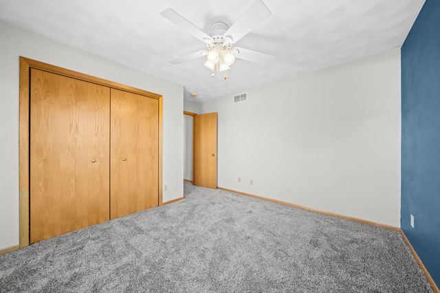 12138 Paisley Drive, Loves Park, IL 61111