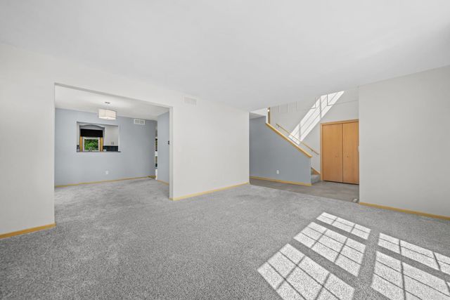 12138 Paisley Drive, Loves Park, IL 61111