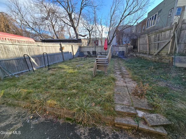 38 Sloan Street, Albany, NY 12202