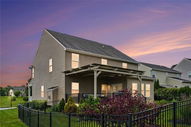 2661 Unbridled Way, Morrow, OH 45152