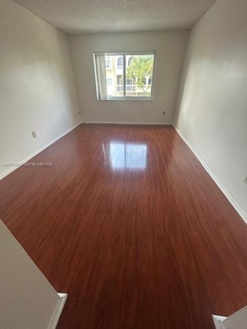 7740 Camino Real G-306, Miami, FL 33143