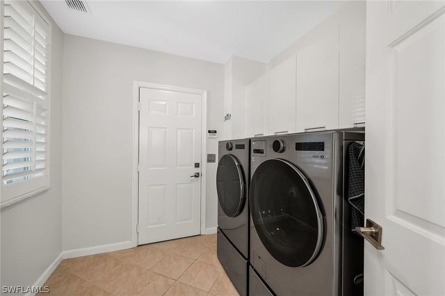 8375 Whisper Trace LN 101, Naples, FL 34114