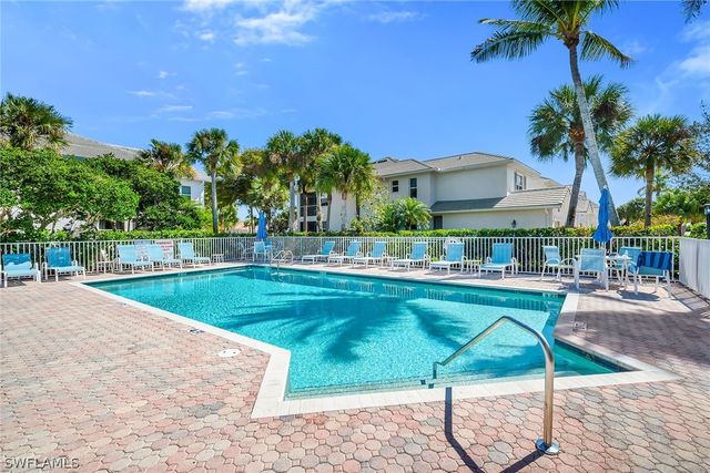 8375 Whisper Trace LN 101, Naples, FL 34114