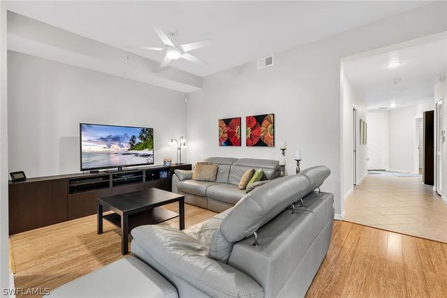 8375 Whisper Trace LN 101, Naples, FL 34114