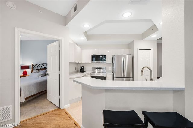 8375 Whisper Trace LN 101, Naples, FL 34114