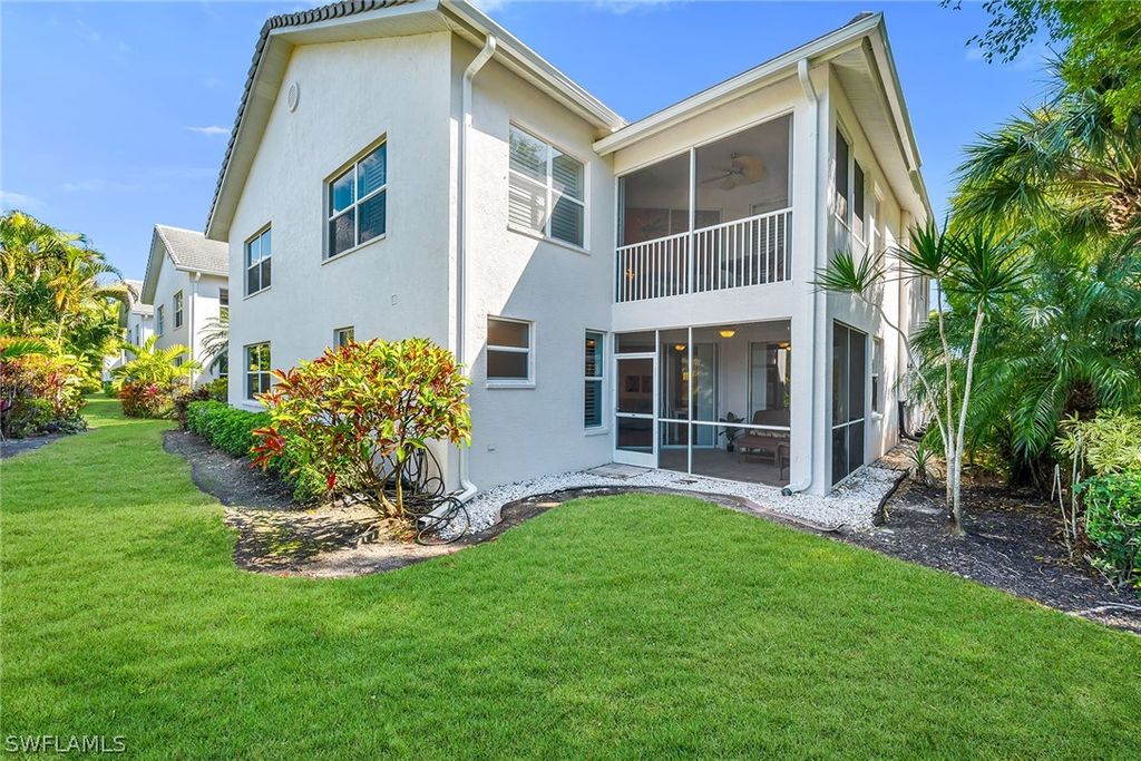 8375 Whisper Trace LN 101, Naples, FL 34114