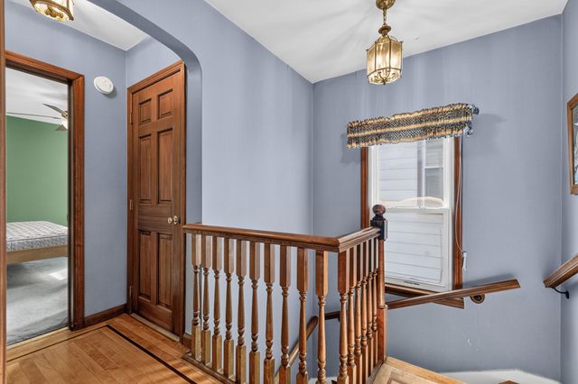 111 WEST 57TH ST, Bayonne, NJ 07002