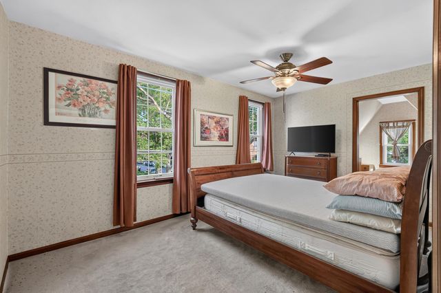 111 WEST 57TH ST, Bayonne, NJ 07002