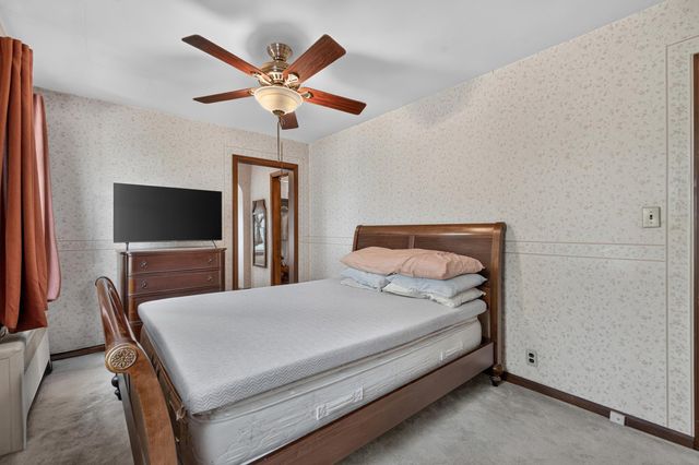 111 WEST 57TH ST, Bayonne, NJ 07002