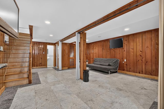 111 WEST 57TH ST, Bayonne, NJ 07002