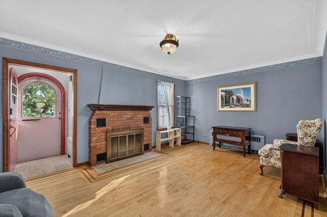 111 WEST 57TH ST, Bayonne, NJ 07002