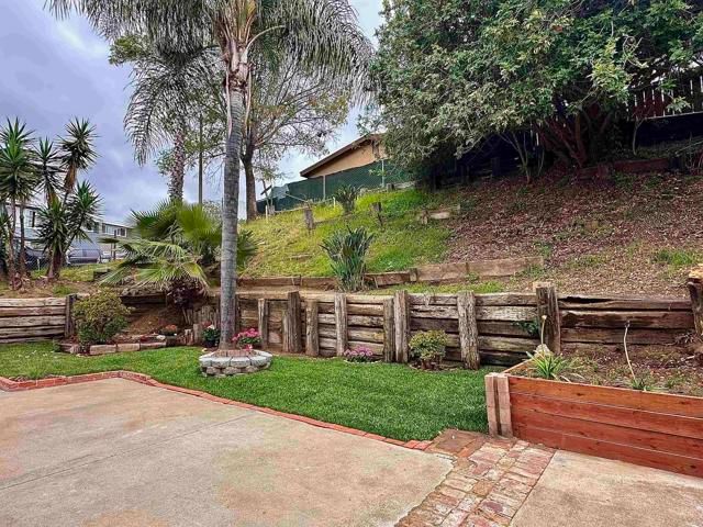 921 Lemon Avenue, Vista, CA 92084