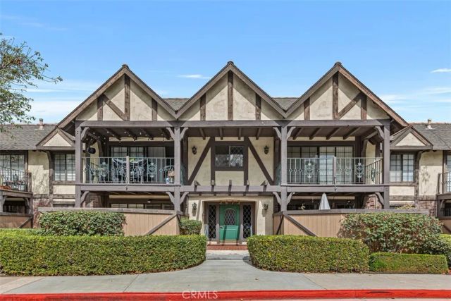 3673 S Bear Street C, Santa Ana, CA 92704