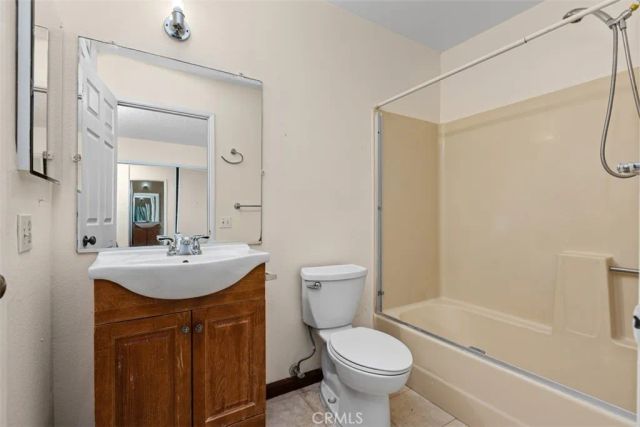 3673 S Bear Street C, Santa Ana, CA 92704