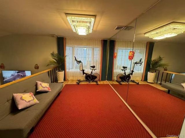 2187 Clover Court, East Meadow, NY 11554