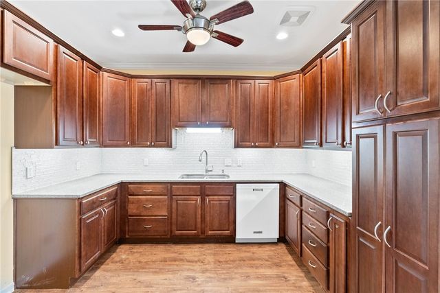 6101 Greenough, Corpus Christi, TX 78414