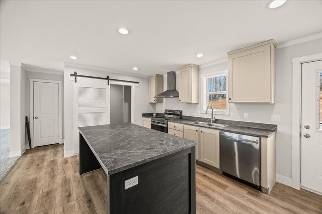 1670 Anna Maria Ln, Cookeville, TN 38501