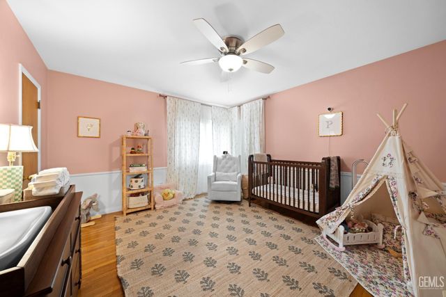 2445 Spruce Street, Bakersfield, CA 93301