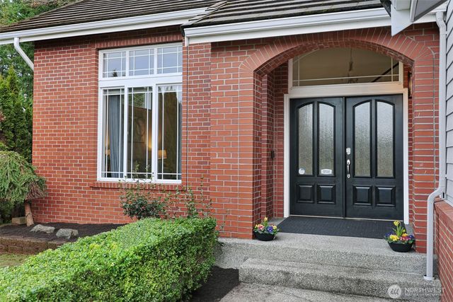 21423 32nd Place W, Brier, WA 98036