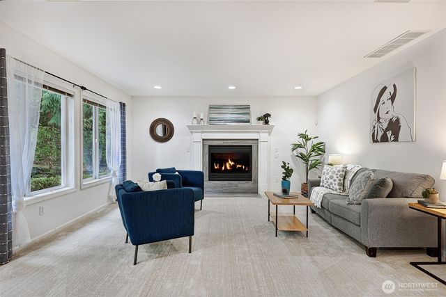 21423 32nd Place W, Brier, WA 98036