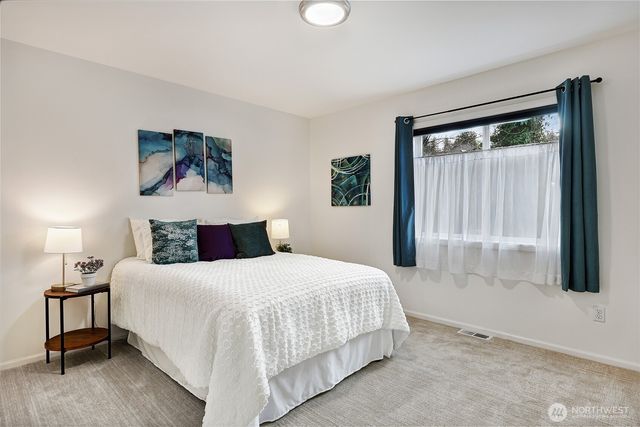 21423 32nd Place W, Brier, WA 98036