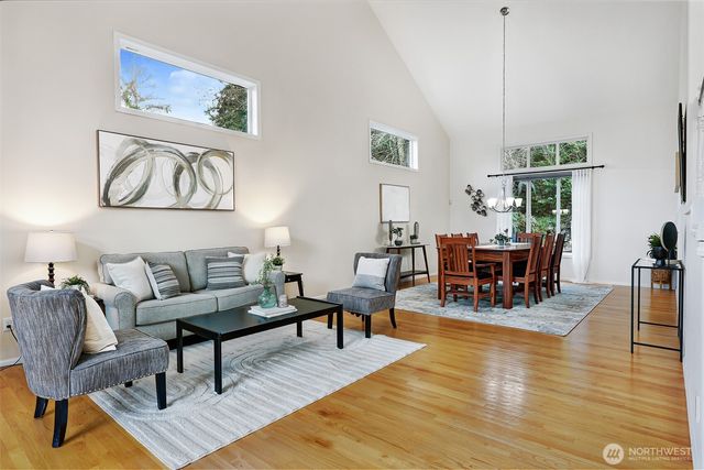 21423 32nd Place W, Brier, WA 98036