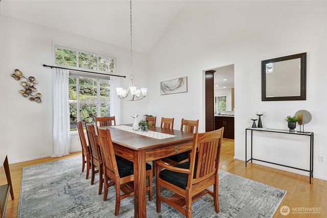 21423 32nd Place W, Brier, WA 98036