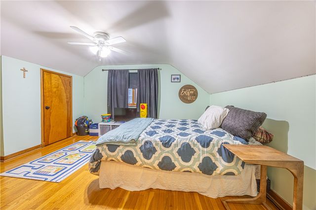 63 Evergreen Ter, Uniontown, PA 15401