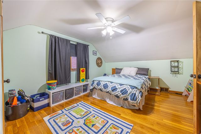 63 Evergreen Ter, Uniontown, PA 15401