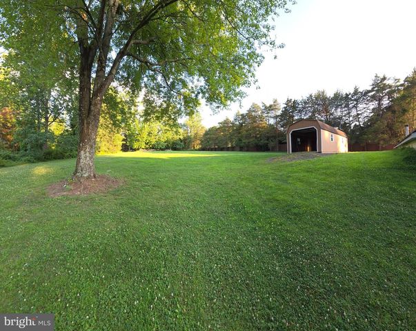 1373 OXFORD VALLEY RD, Yardley, PA 19067