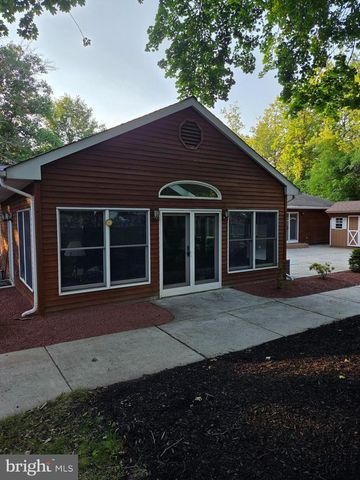 1373 OXFORD VALLEY RD, Yardley, PA 19067