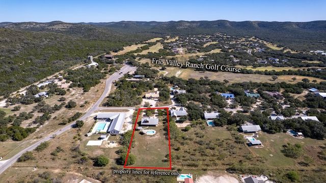 38 Mountain Laurel, Concan, TX 78838