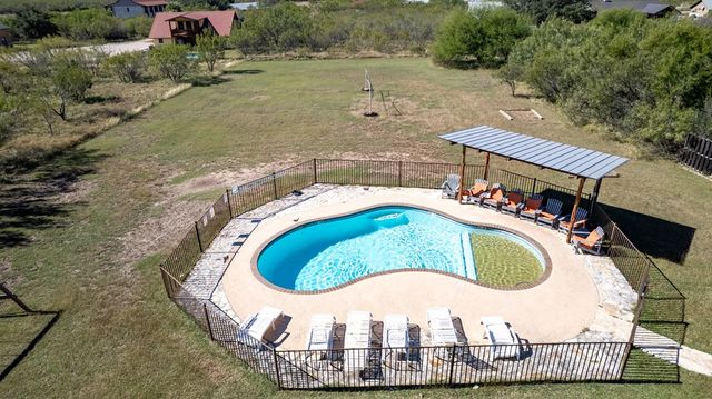 38 Mountain Laurel, Concan, TX 78838
