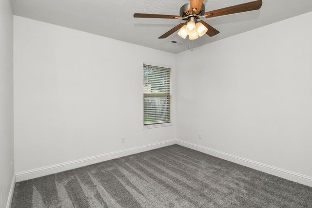 4464 W University Street, Springfield, MO 65802