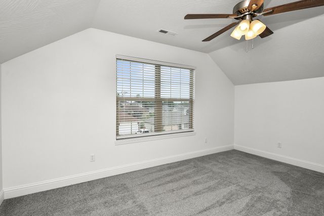 4464 W University Street, Springfield, MO 65802