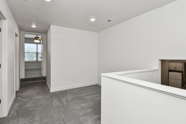 4464 W University Street, Springfield, MO 65802