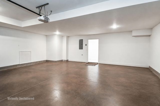 4464 W University Street, Springfield, MO 65802