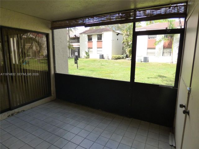 20140 NE 3rd Ct 1, Miami, FL 33179