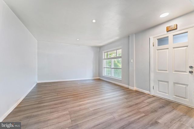 1215 DORCHESTER AVE, Baltimore, MD 21207