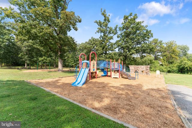 1215 DORCHESTER AVE, Baltimore, MD 21207