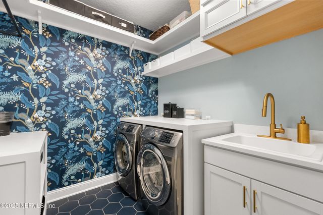 230 MARQUESA Circle, St. Johns, FL 32259