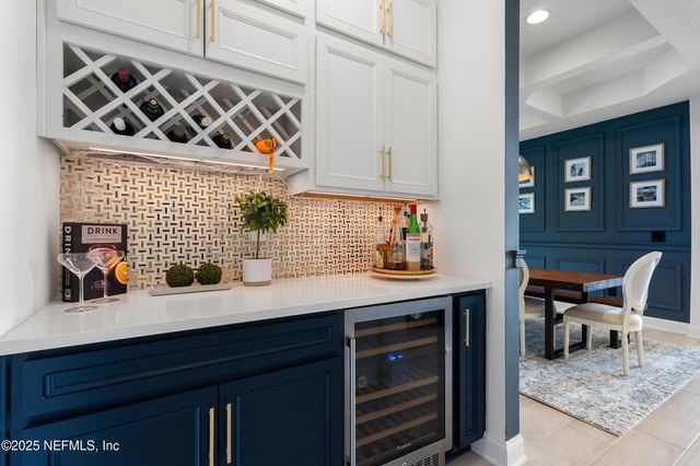 230 MARQUESA Circle, St. Johns, FL 32259