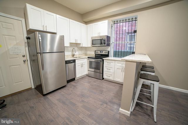1631 W DIAMOND ST, Philadelphia, PA 19121
