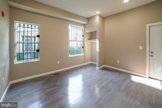 1631 W DIAMOND ST, Philadelphia, PA 19121