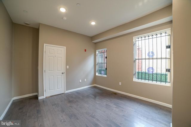 1631 W DIAMOND ST, Philadelphia, PA 19121