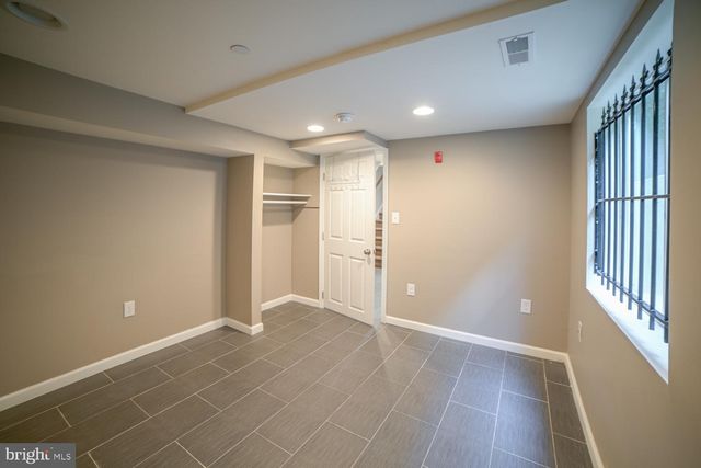 1631 W DIAMOND ST, Philadelphia, PA 19121
