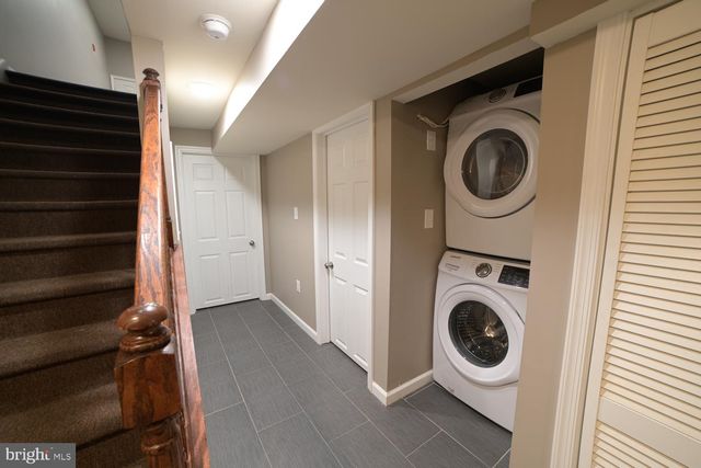 1631 W DIAMOND ST, Philadelphia, PA 19121